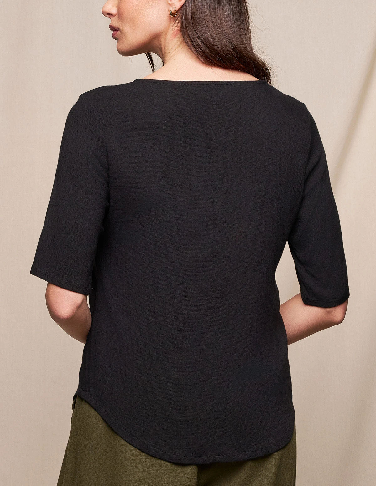 Linen / Bamboo Half Sleeve Top - Black 4 Linen / Bamboo Half Sleeve Top - Black - Image 2