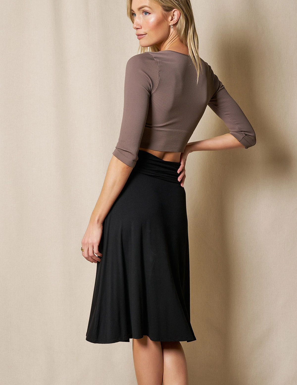 Bamboo Shirred Waist Skirt - Black 4 Bamboo Shirred Waist Skirt - Black - Image 2